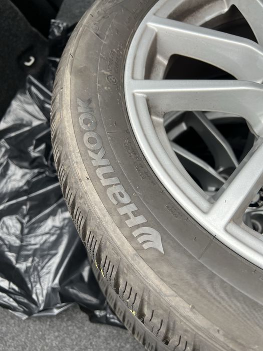 Jante BMW R17 seria 3 - G20 cu cauciucuri de iarna Hankook