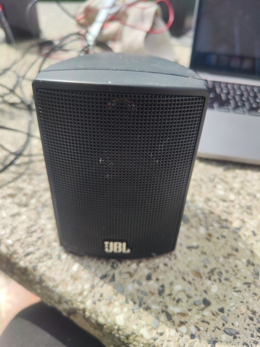 JBL съраунд комплект.