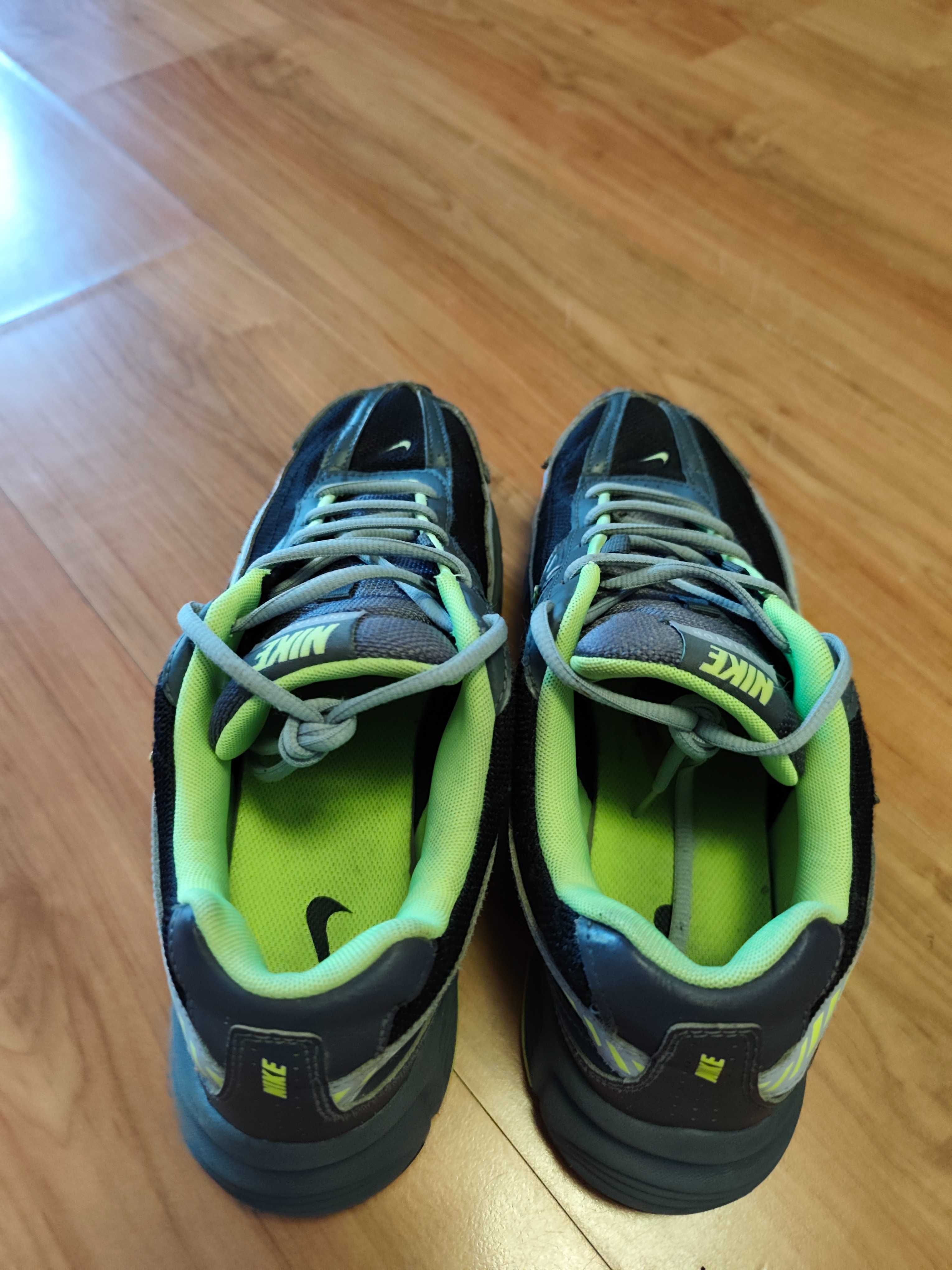 Мъжки маратонки Nike Initiator