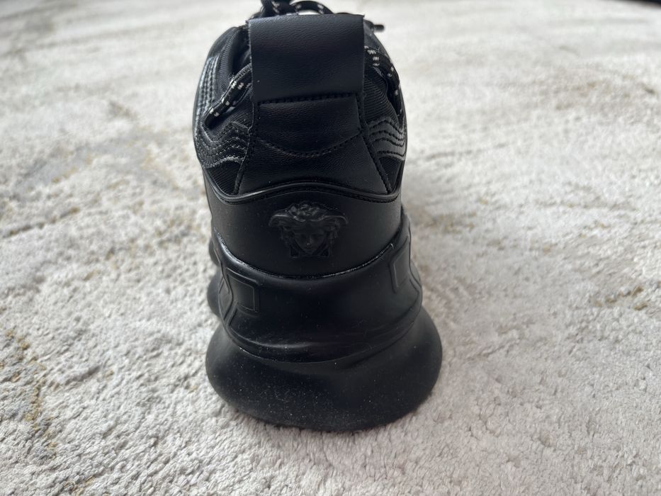 Versace Chain Reaction
