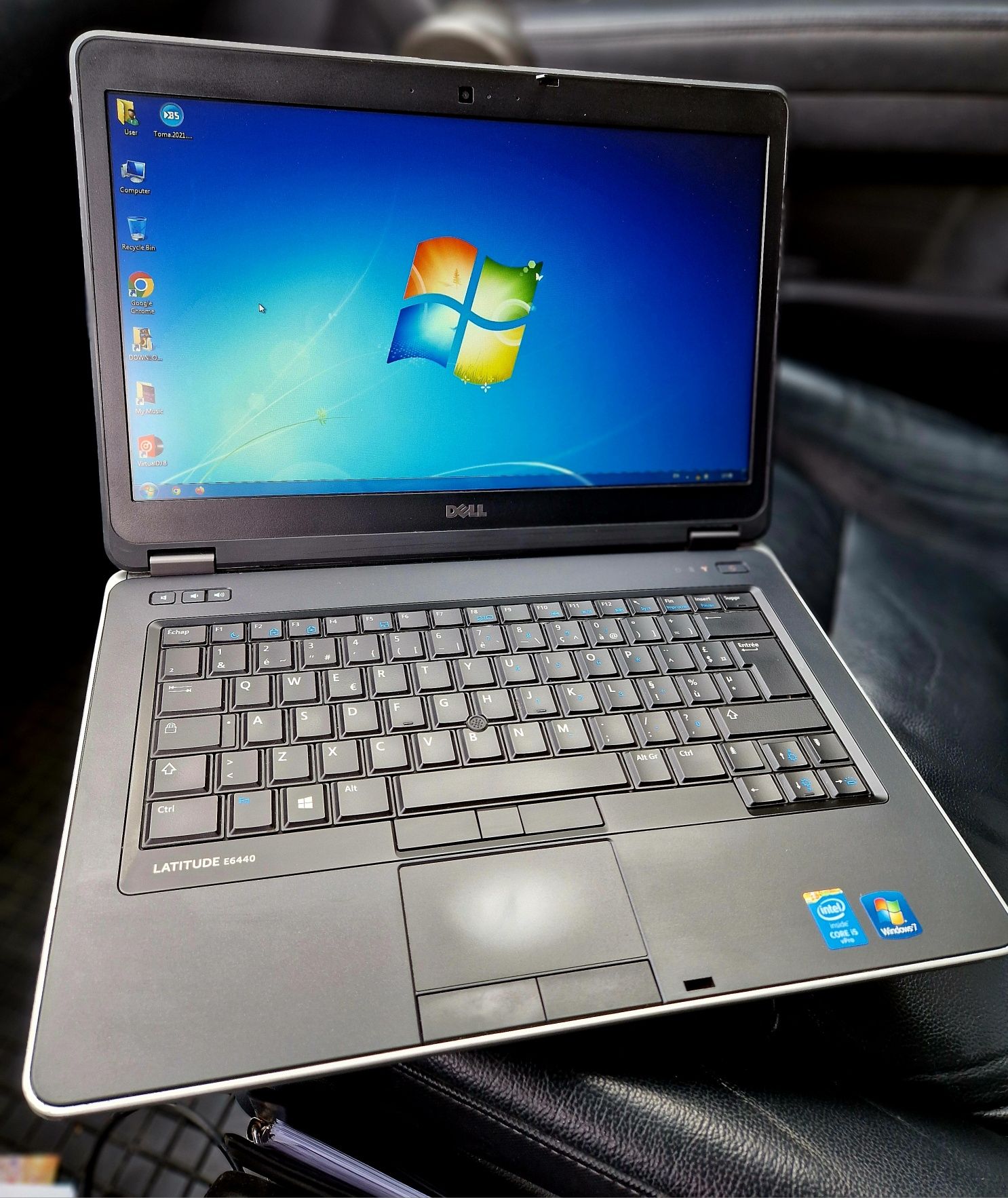 Лаптоп Dell Latitude E6440 Перфектен!