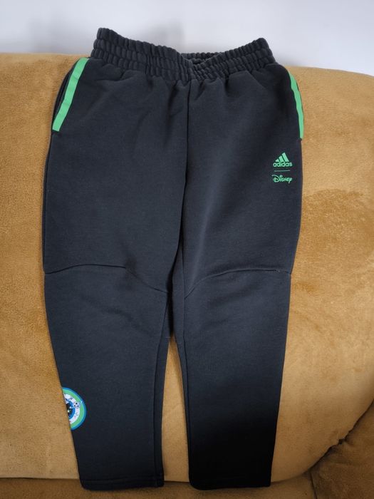 Pantaloni și bluza adidas/Zara 110-116