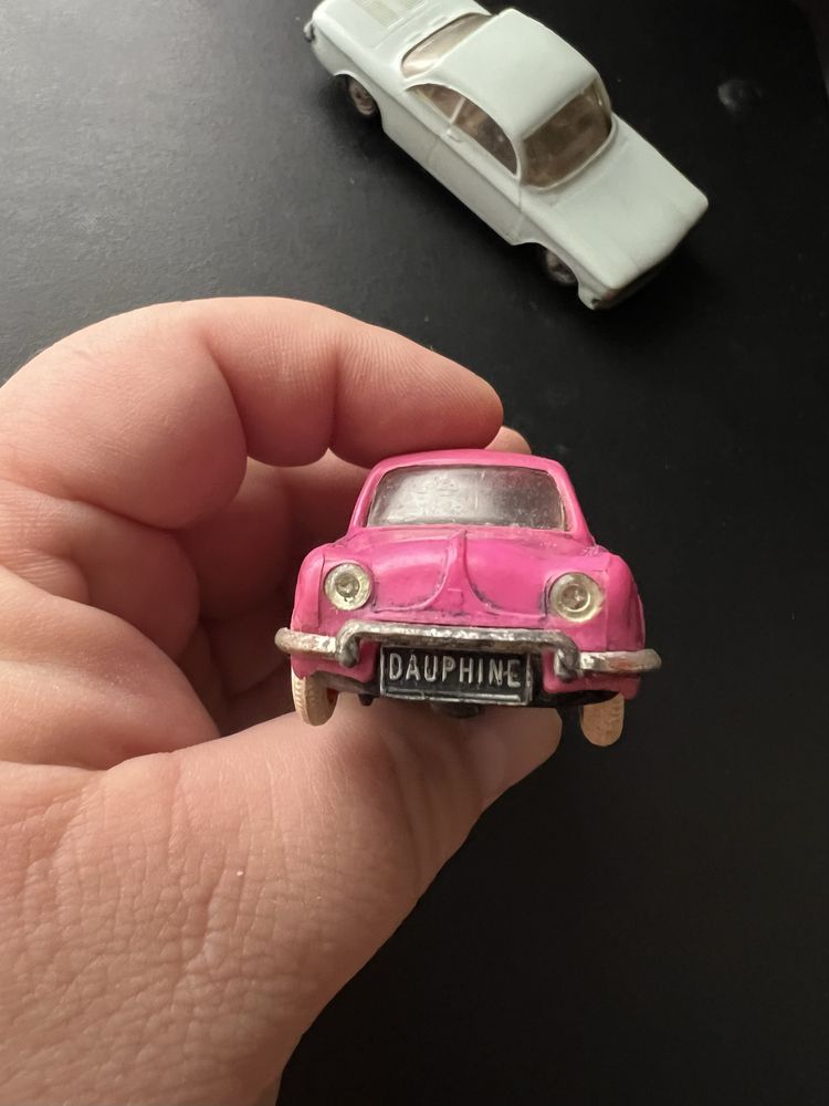 Renault Dauphine Norev si Chevrolet Norev