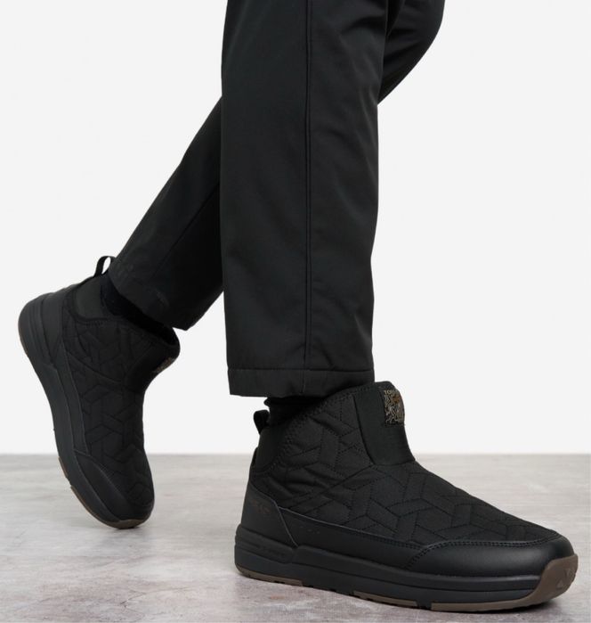 Женские утепленные кроссовки 38 размер