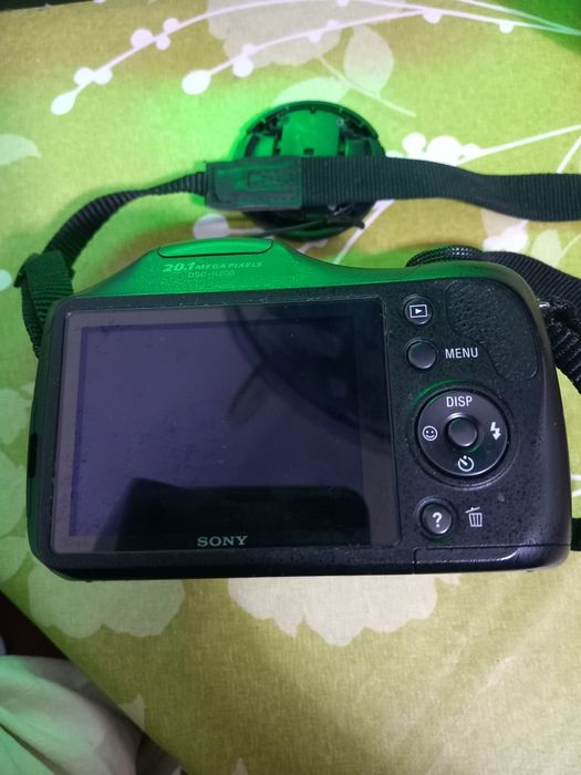 Vînd cameră foto video SONY
