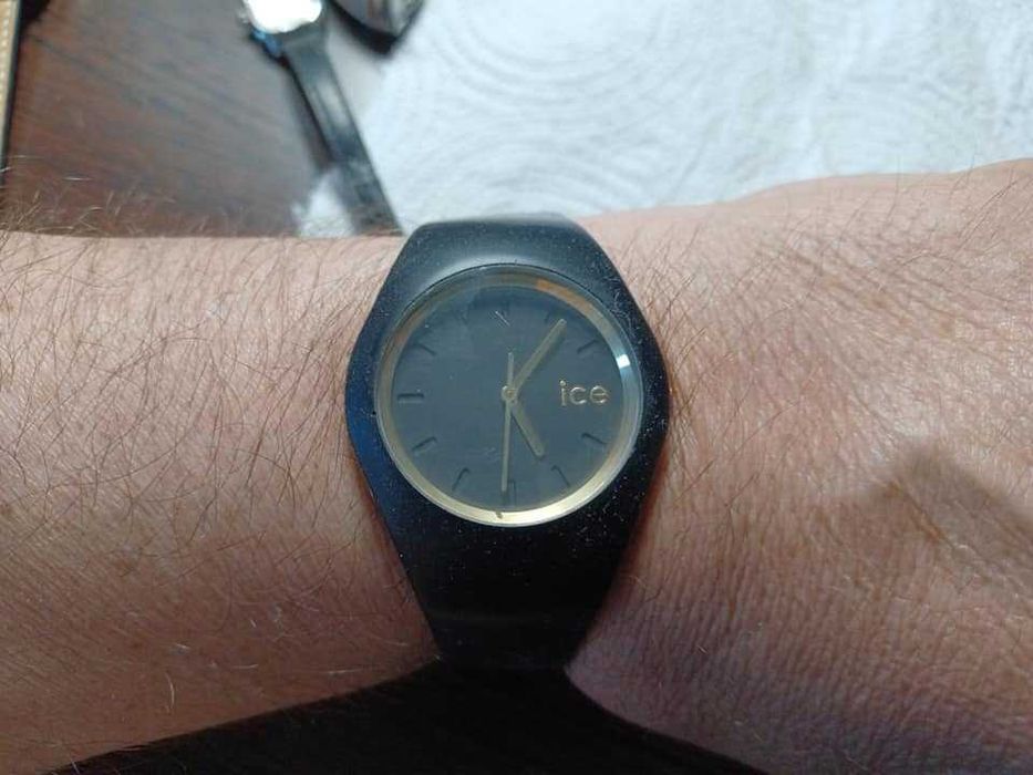 Lot de 8 ceasuri barbatesti