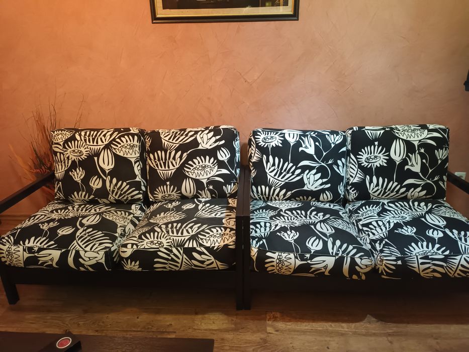 Canapele de doua persoane