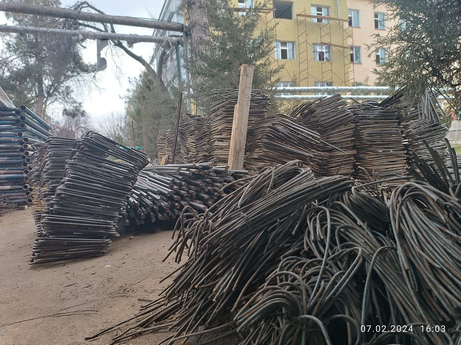 Бригада строителей монолитчики