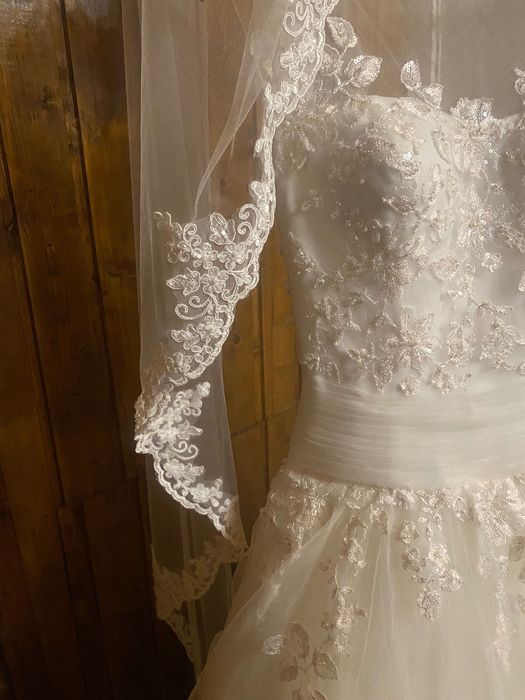 Rochie mireasa tip prințesă