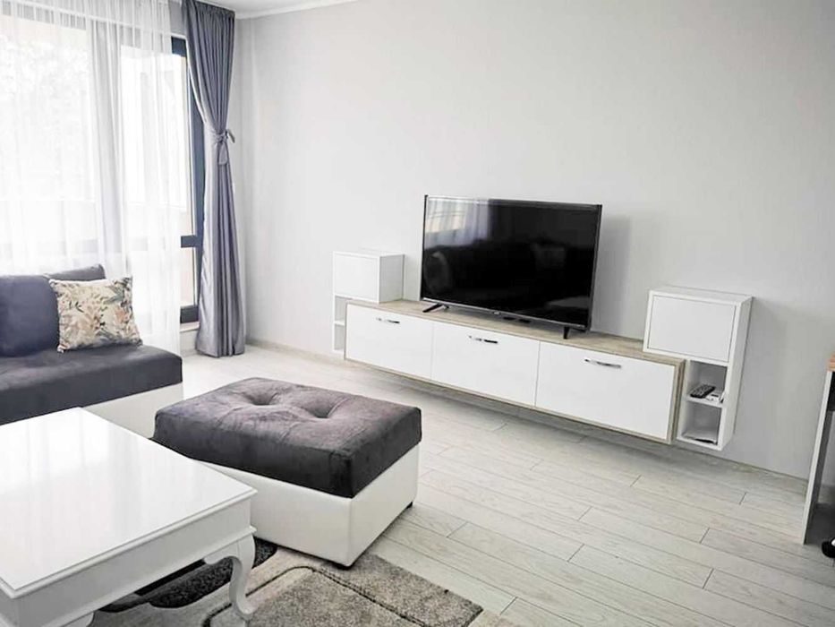 Продава се Тристаен апартамент в София, Малинова долина - 95 кв.м за 2369 €/кв.м - Снимка #4