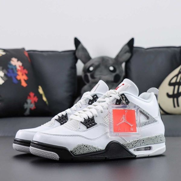 Обувки Air Jordan 4 White Cement(2025)