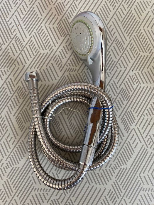 Set duș – para + furtun metalic, nou