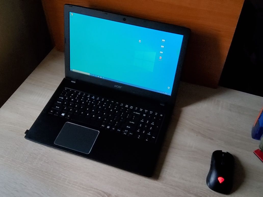 **Laptop Acer i5, SSD. Cel mai ieftin de pe site, 8 GB RAM**