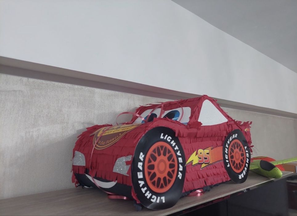 Piñata masina Fulger McQueen