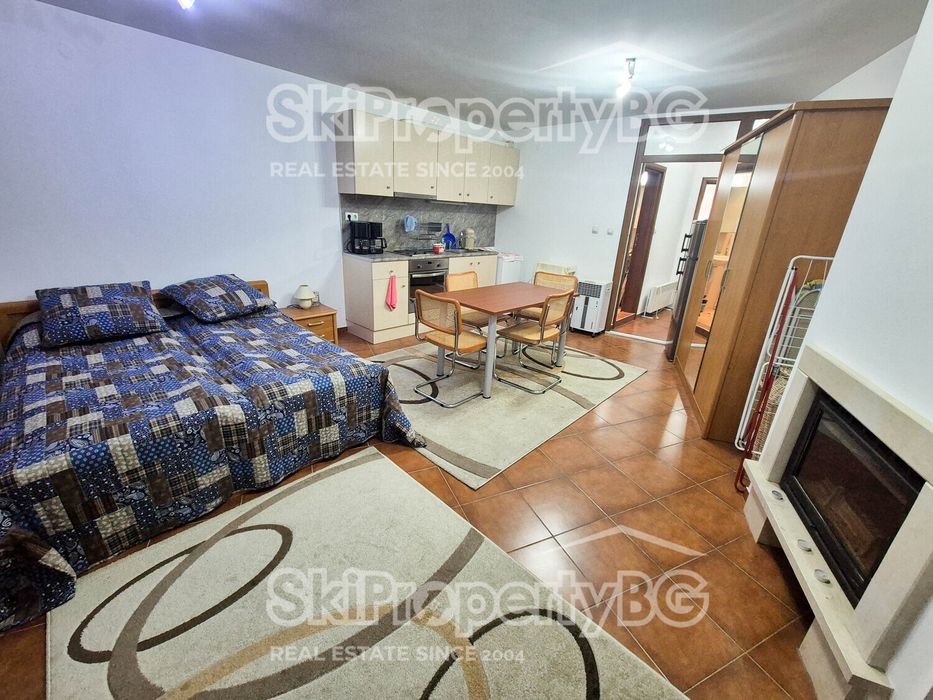 Южен двустаен апартамент с камина!