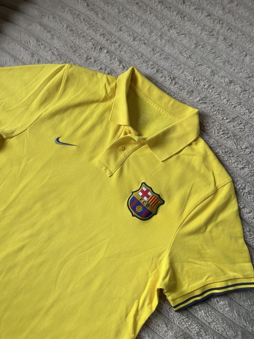 !ПОРЪЧАНА!Nike Barcelona Camp Nou тениска с яка