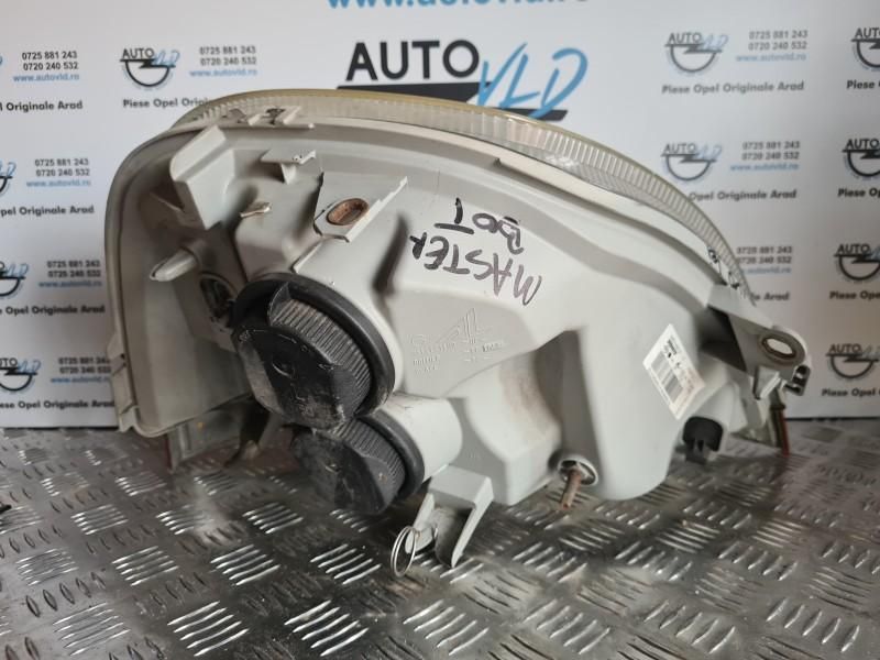 Far stanga ureche lipsa + semnal portocaliu Renault Master