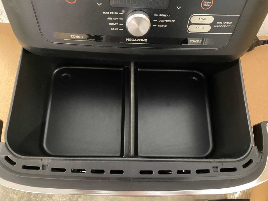 Фритюрник с горещ въздух Ninja AF500UК,10.4 л, 2470 W