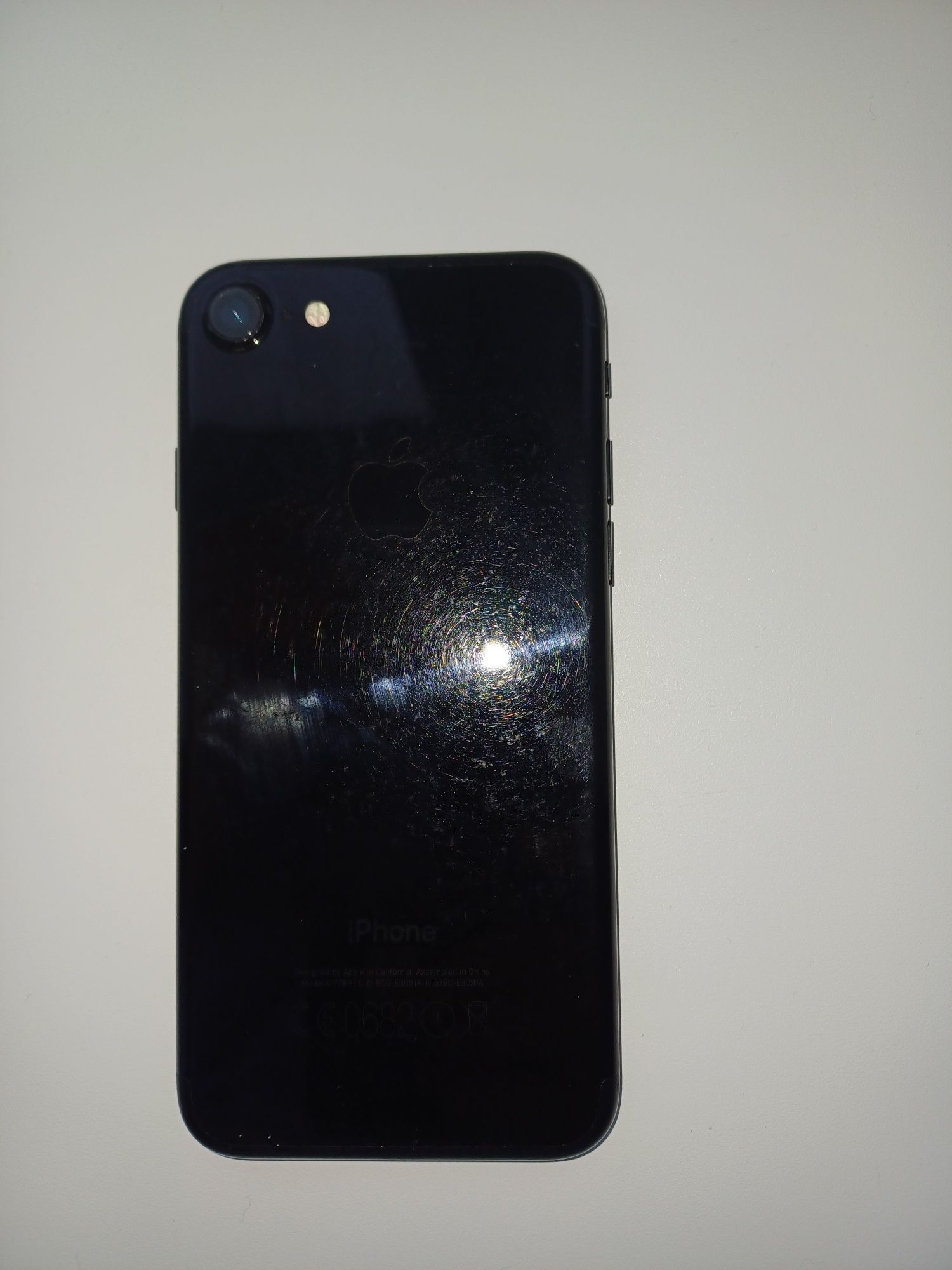 IPHONE 7 с коробкой