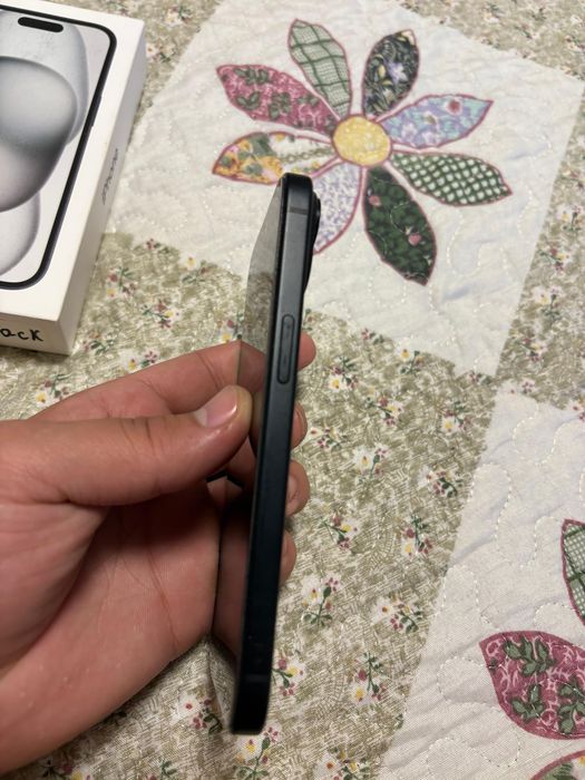 Айфон 15 с коробкой