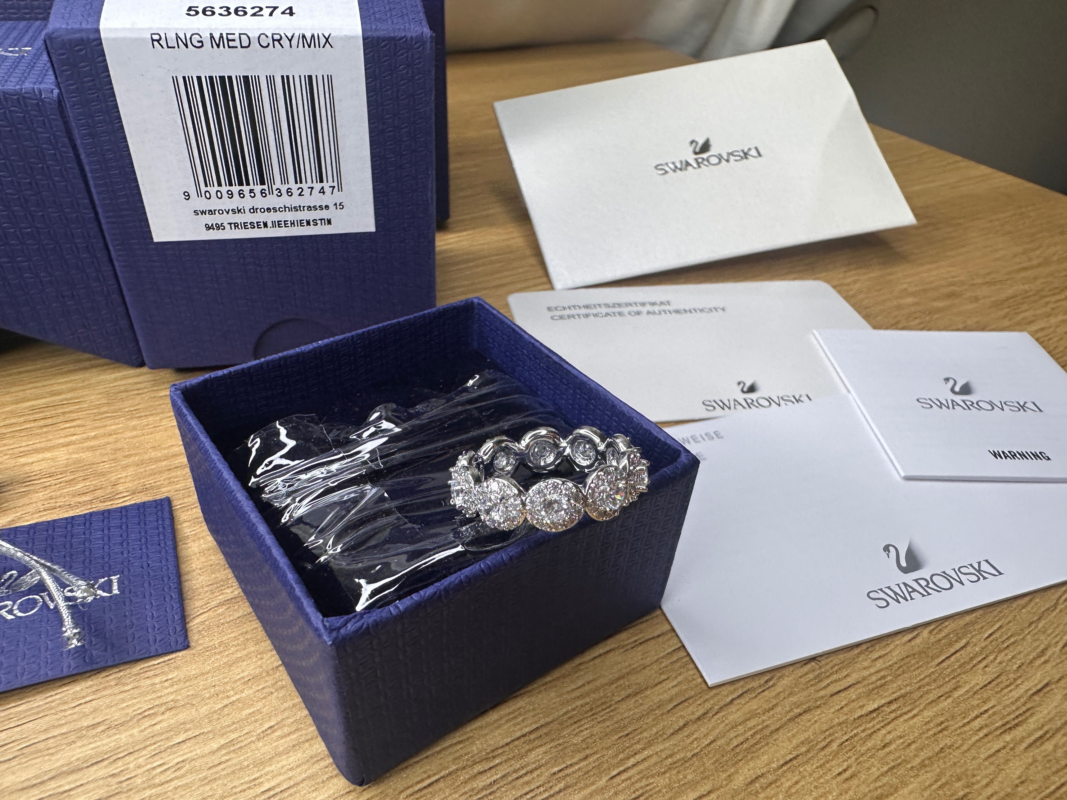Inel si Cercei Swarovski angelic argintiu nou 52