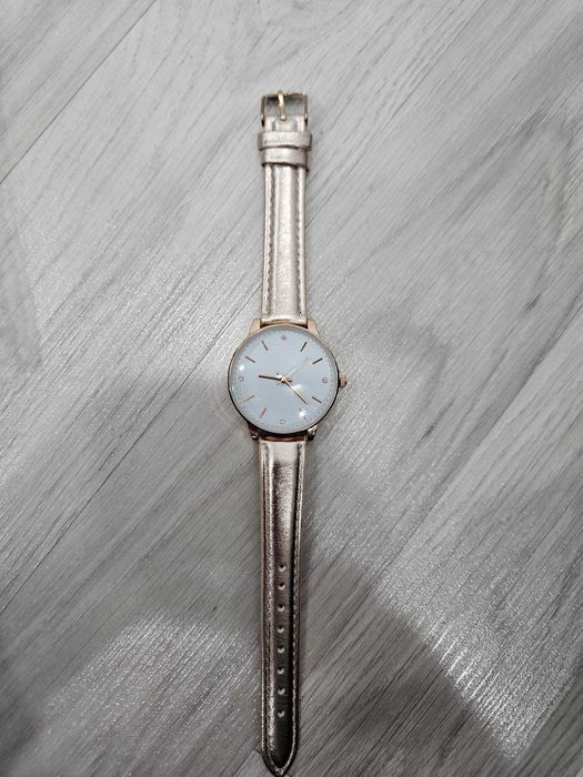 Ceas de damă elegant - Nou, nefolosit