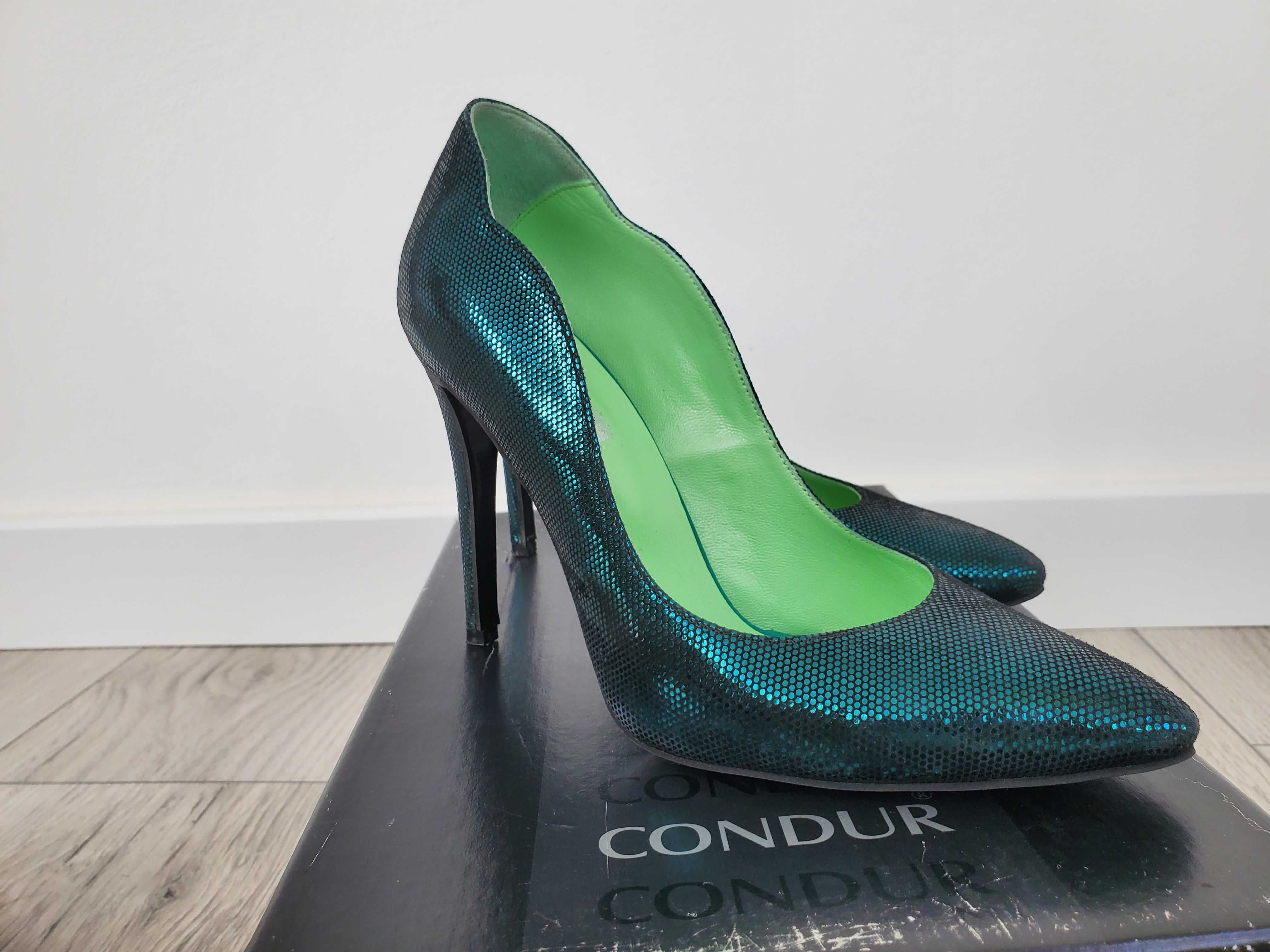 Pantofi stiletto, deosebiti, Condur by Alexandru