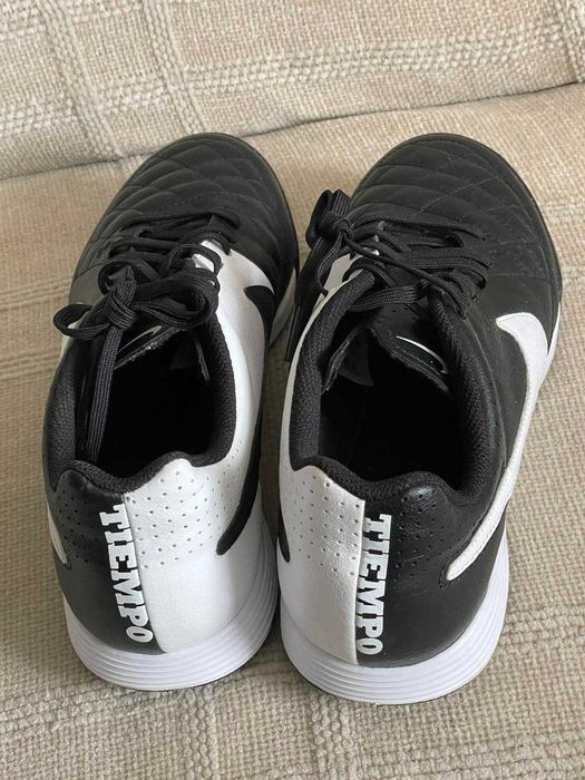 Nike Tiempo TF  EU40
