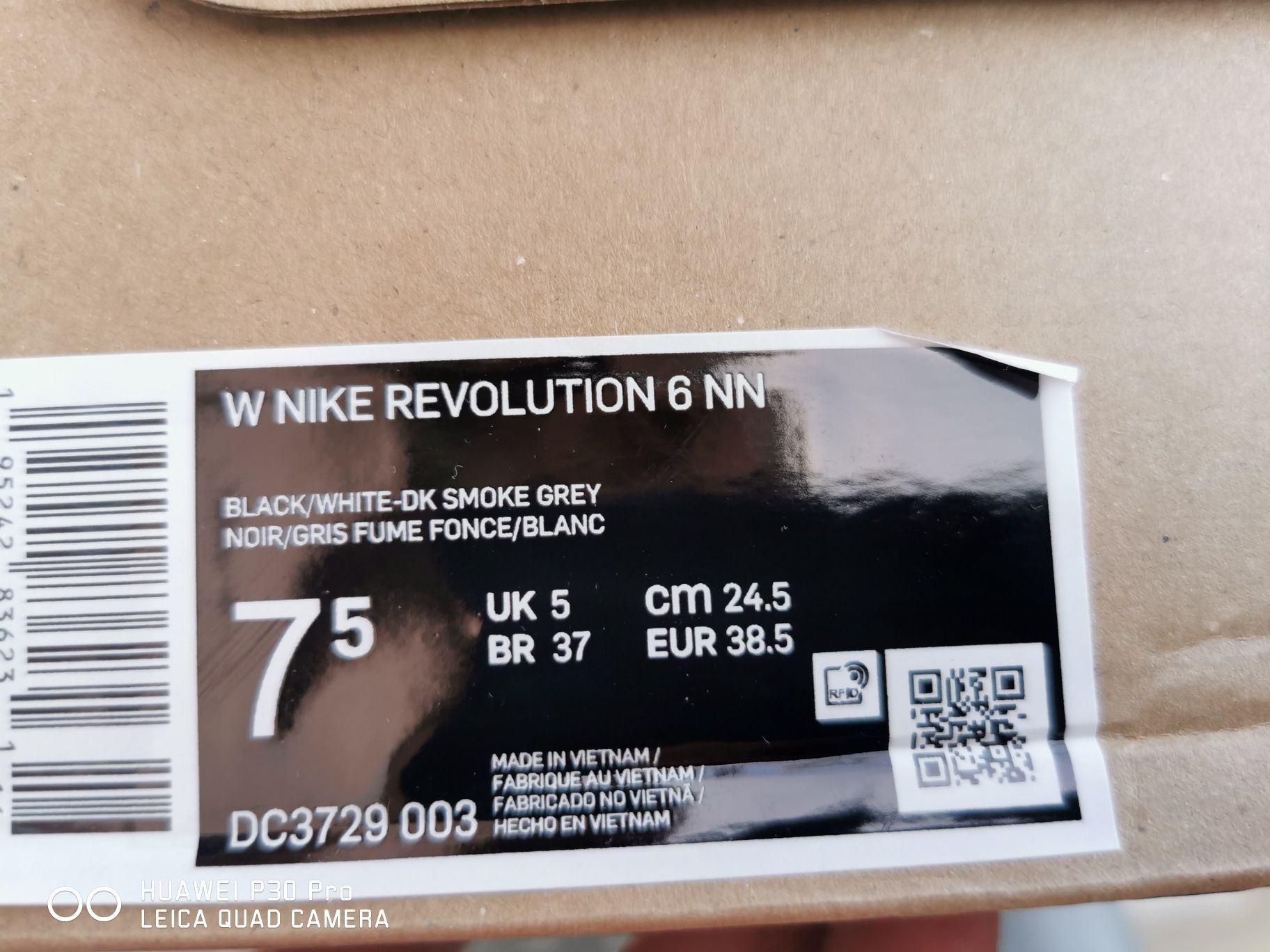 Nike revolution 6nn 38.5