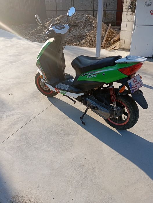 Scuter motor  2t 49cm