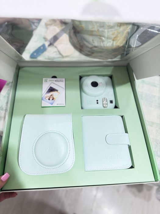 Фотоаппрат моментальной печати