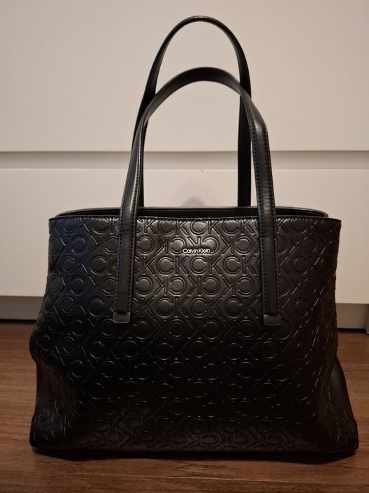 Дамска чанта Calvin Klein