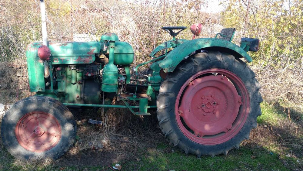 Трактор  Дт 20 на части