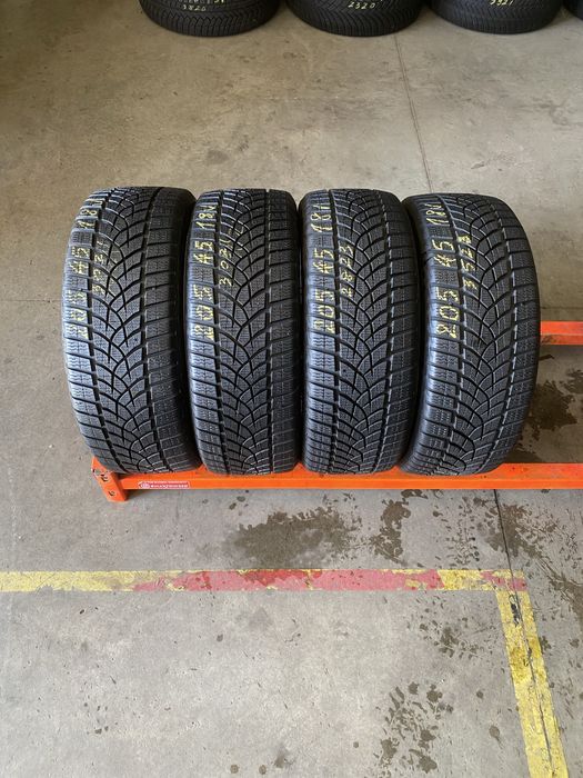 Anvelope iarna 205/45/18 Goodyear Ultra Grip Performance 205 45 18 R18