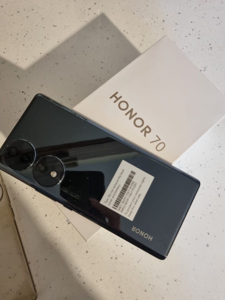 Honor 70 5G cu garanție