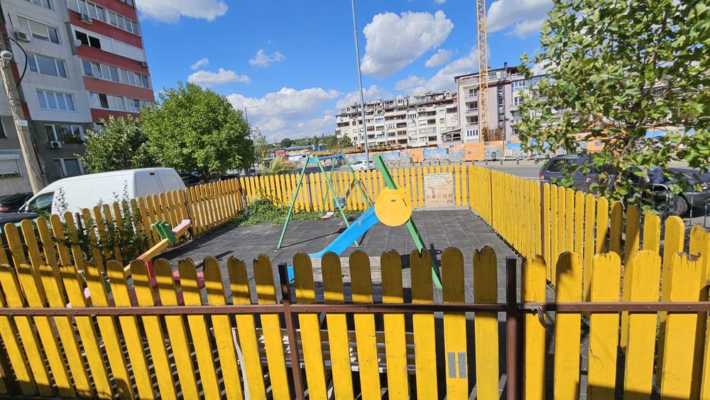 Продава се бизнес тип заведение за бързо хранене