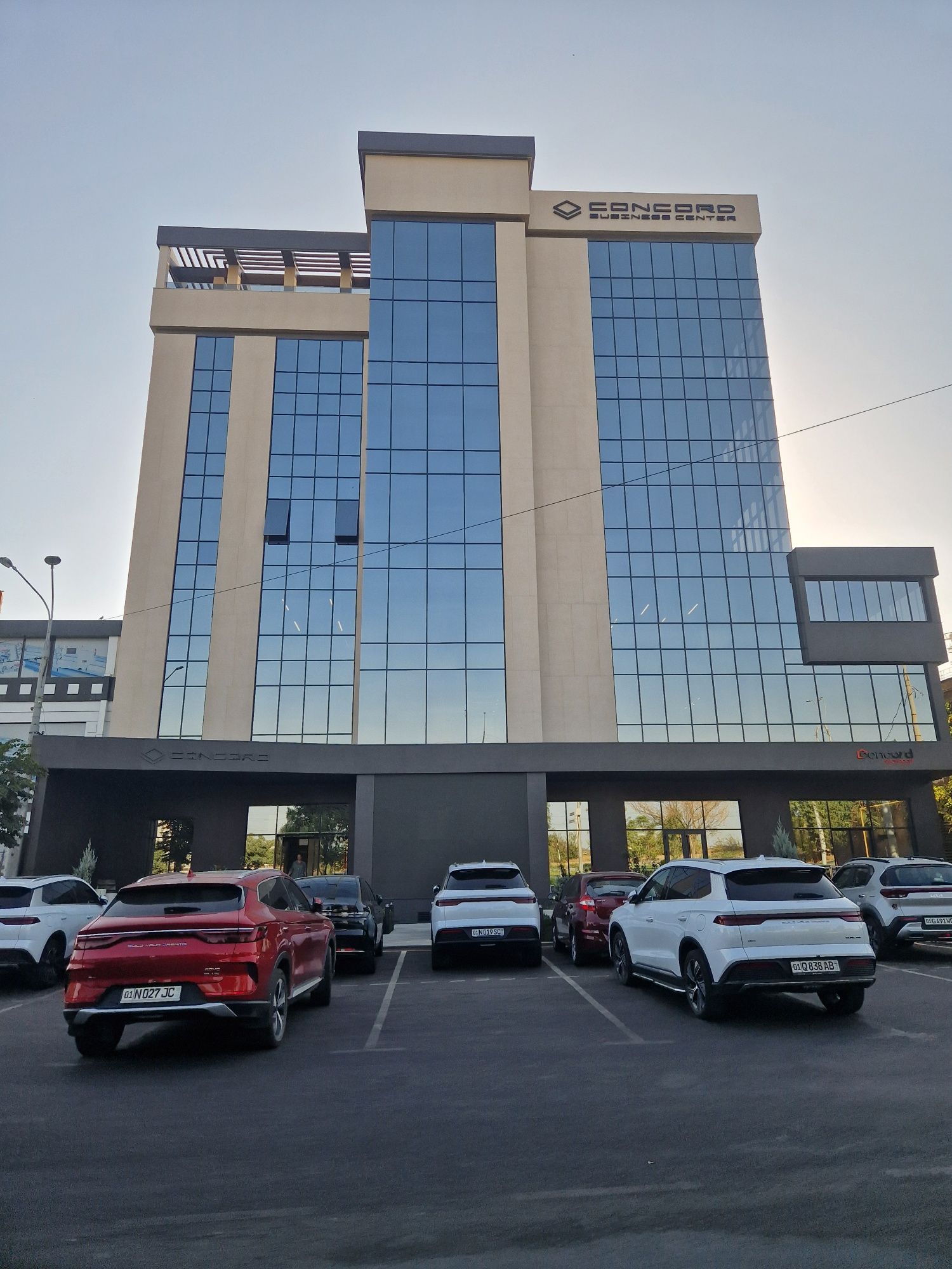 Сдаются офисы в бизнес центре от 35 м2 .новомосковская