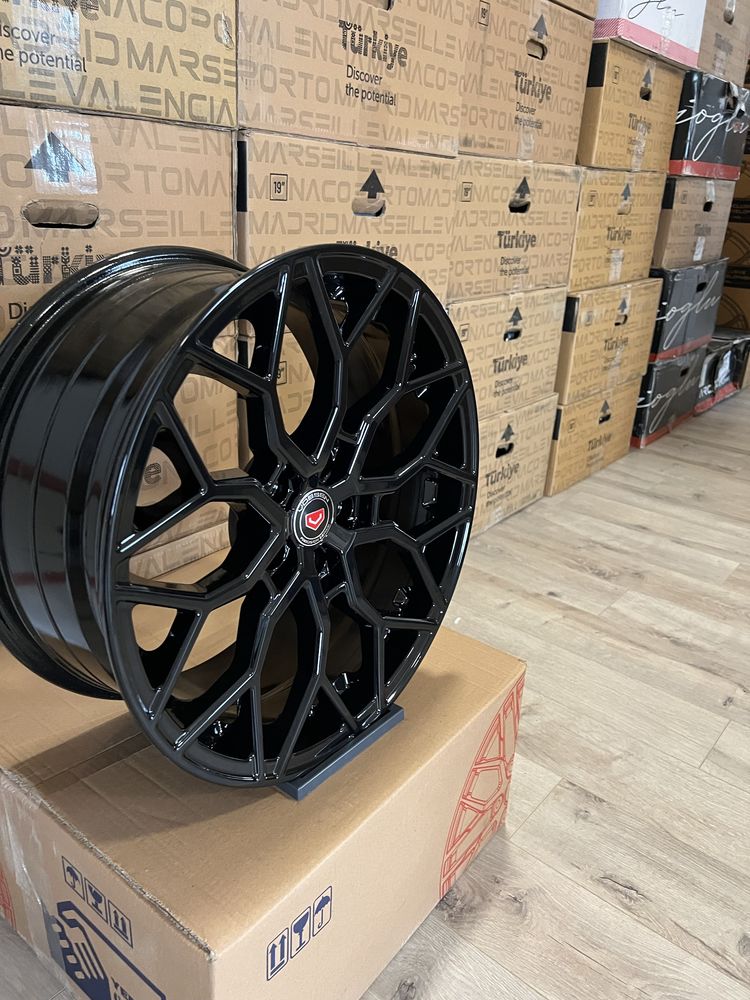 Jante Noi R18 stil Vossen HF 5x120 pentru BMW seria 3 4 5 6 7