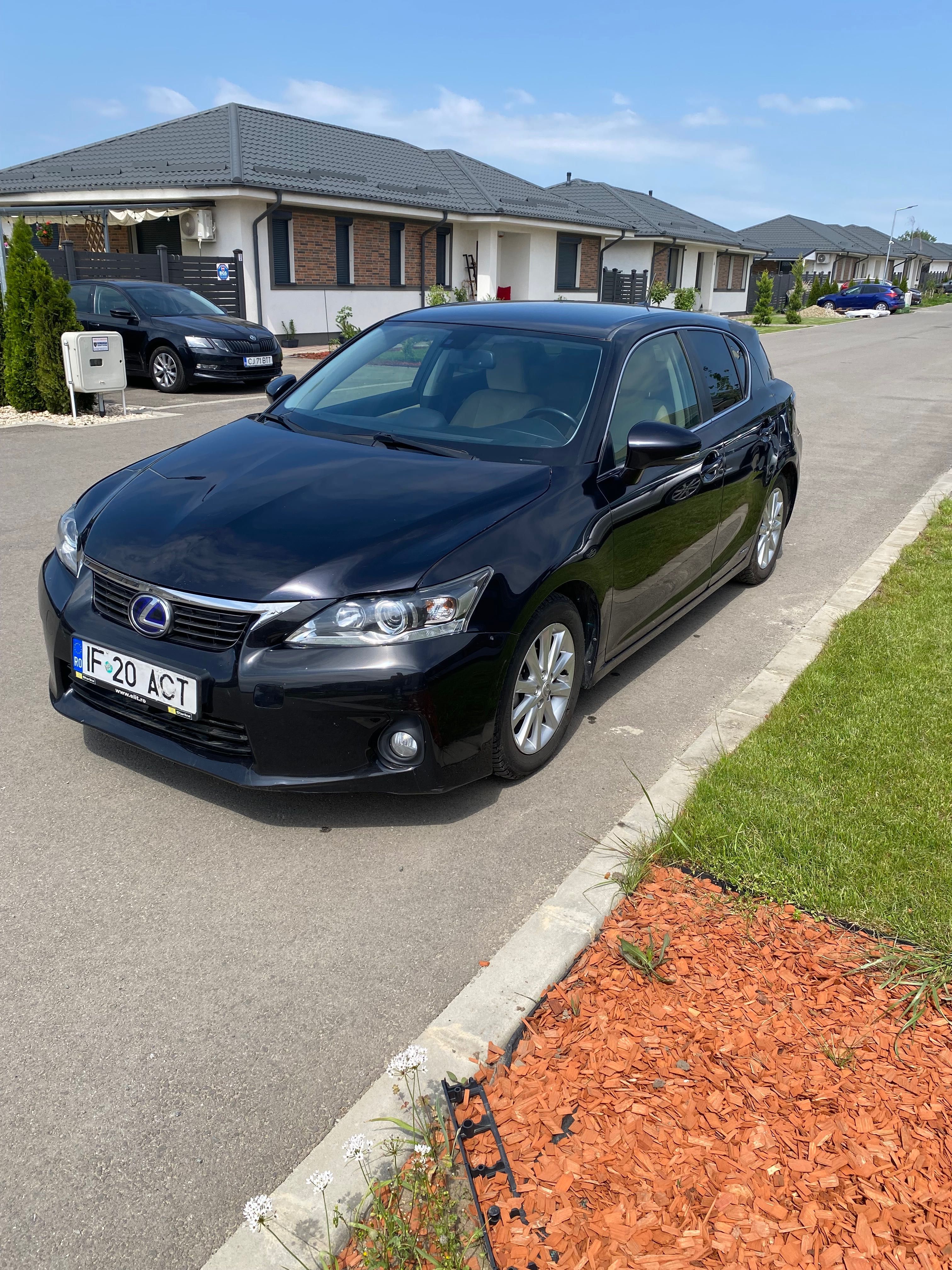 Lexus ct200 , hybrid