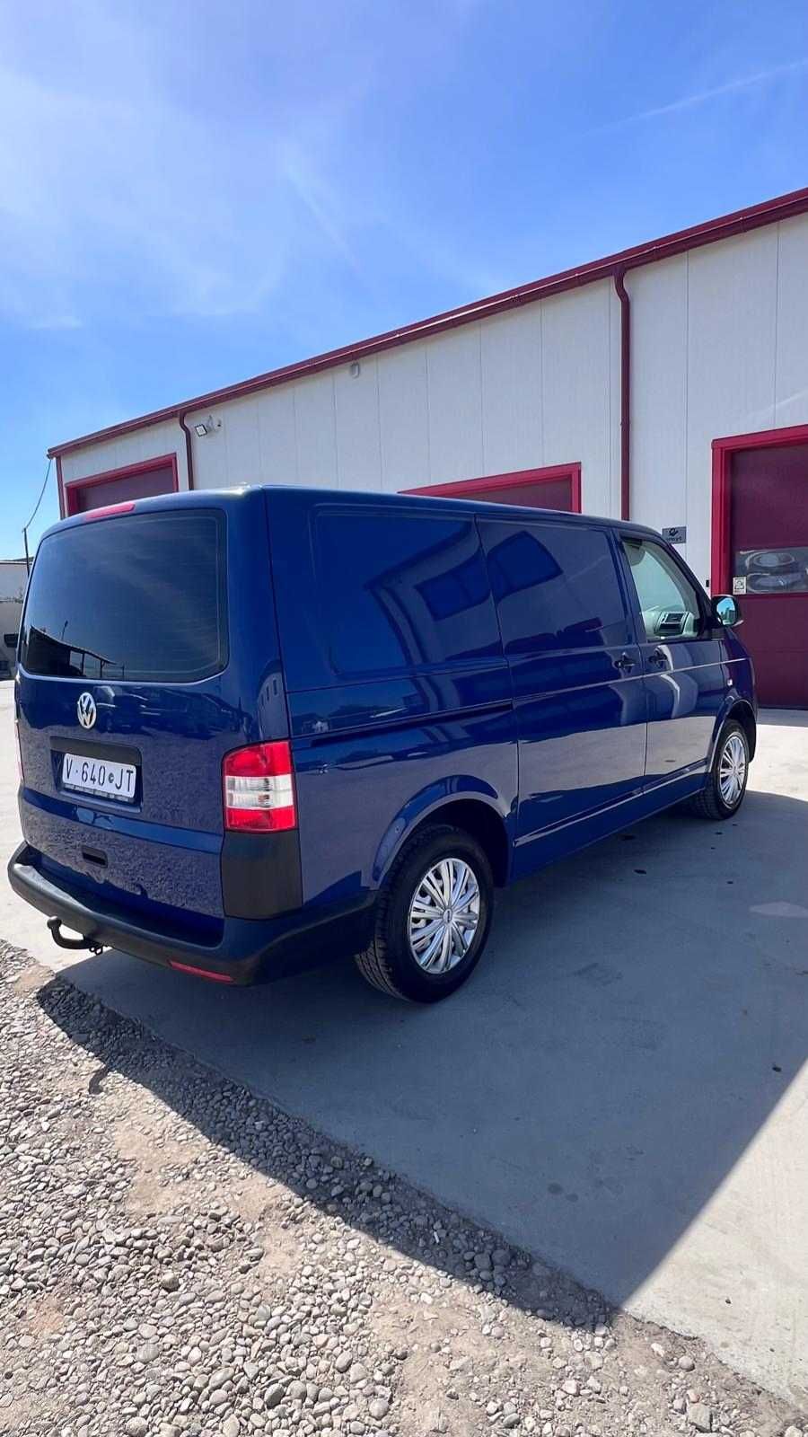 2 x VW Transporter T5 albastru / T6 alb fără adblue