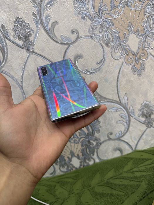 Samsung note 10 5g 6.3 ekran polni ketgan qogan joyi cho’tki