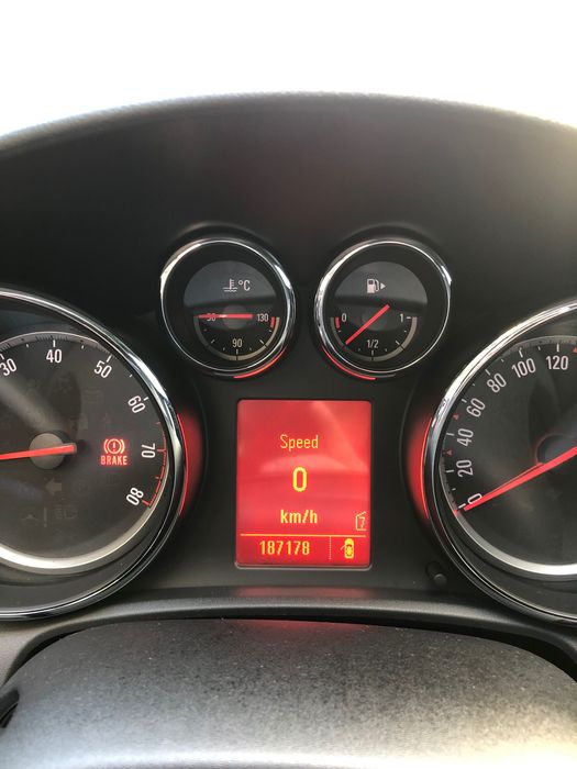 Opel Astra J 1,4 benzina