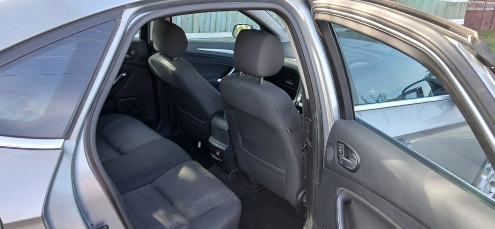 Vând/Schimb Ford Mondeo Mk4 (Volan Dreapta)