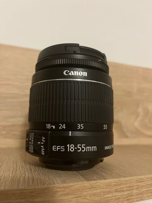 Vând aparat foto Canon