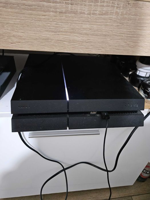 Ps4-в отлично състояние