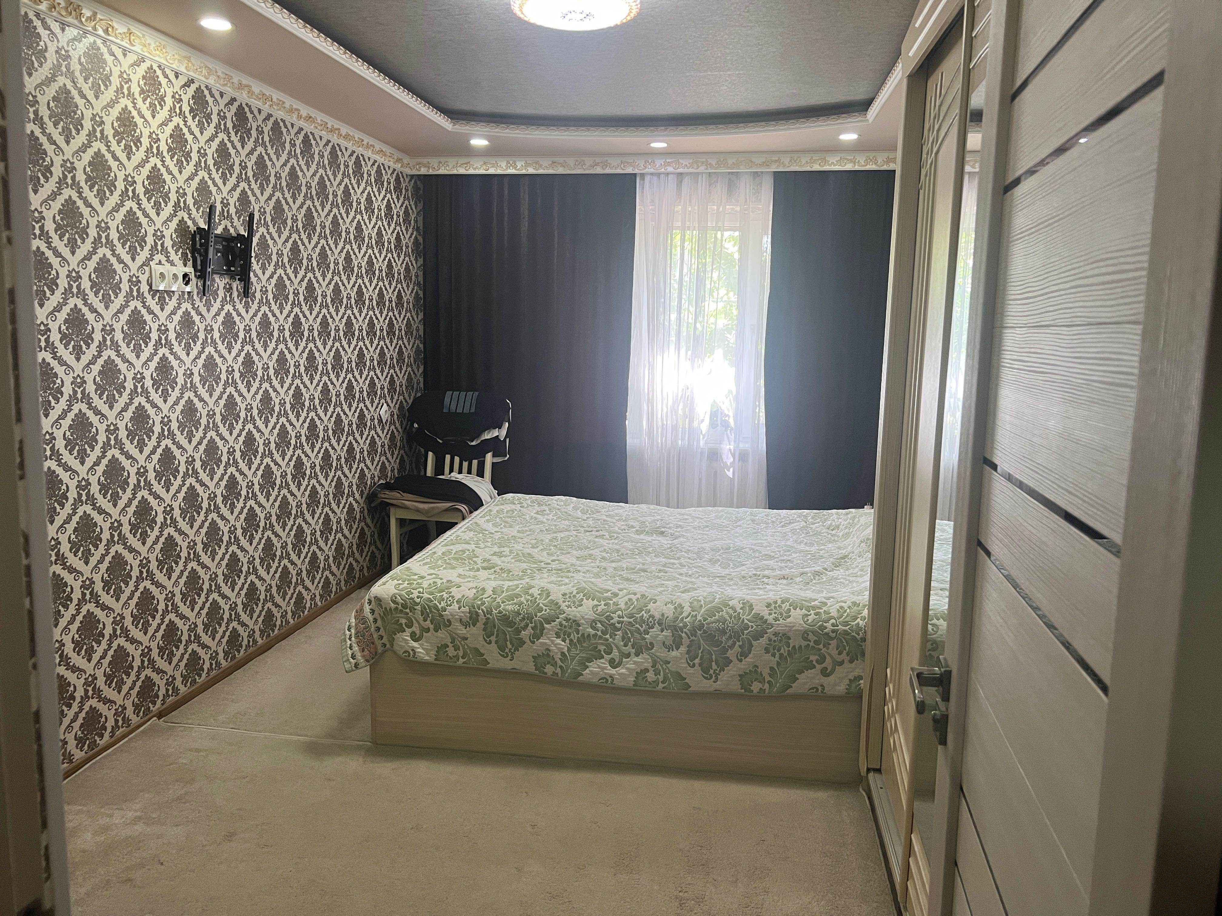 Продам 3-х комнатную квартиру 3/2/4 в Мирзо Улугбекском районе.