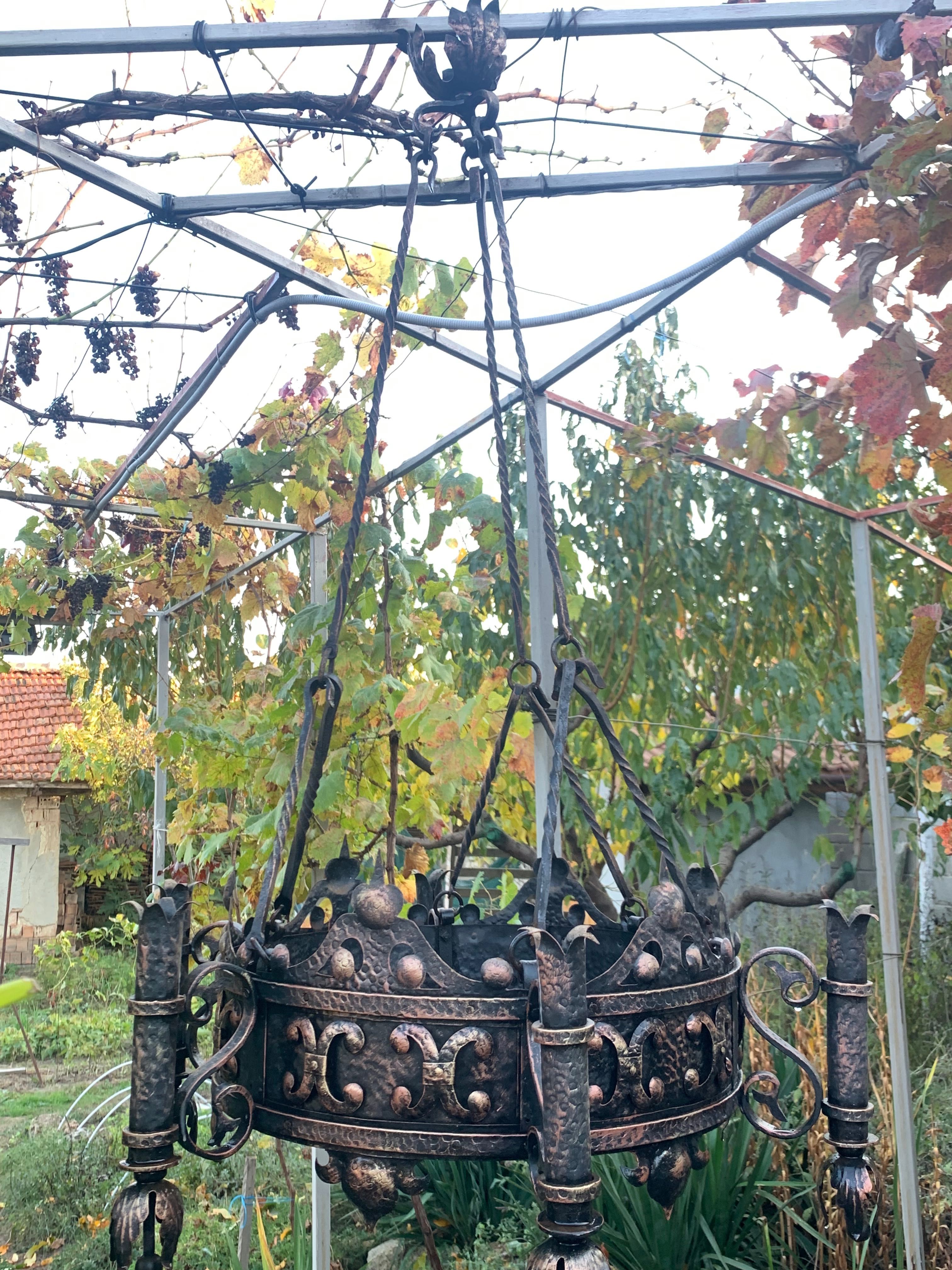 Голям кован старинен полилей кандилабър от нач. на 20-ти век