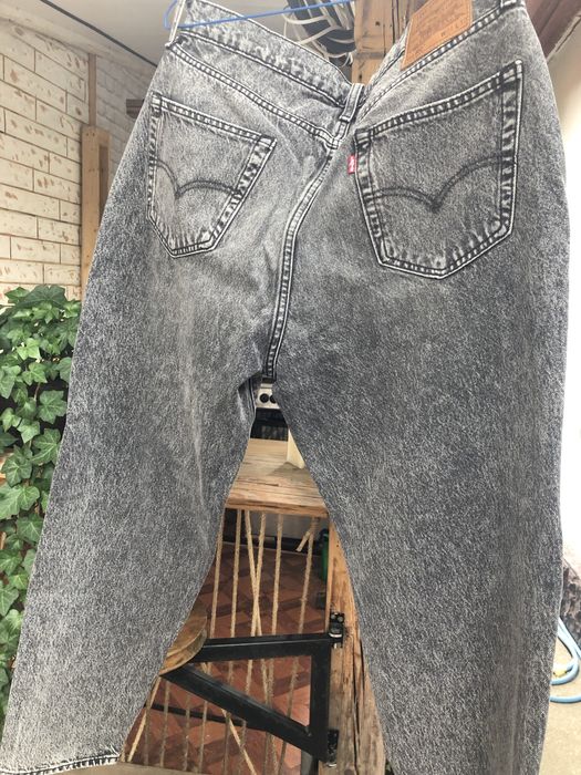 Blugi Levi's 562 Loose Taper