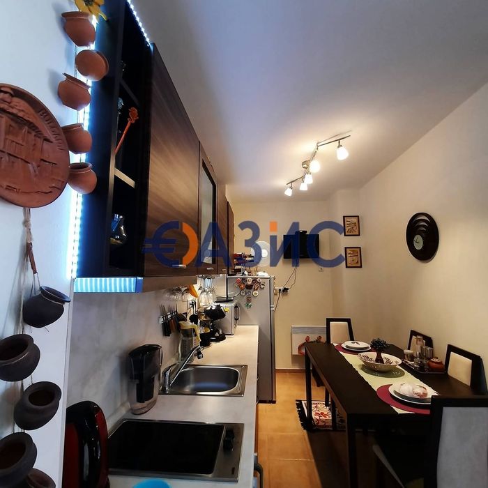 Продава се Тристаен апартамент в к.к. Слънчев бряг - 63 кв.м за 1127 €/кв.м - Снимка #12