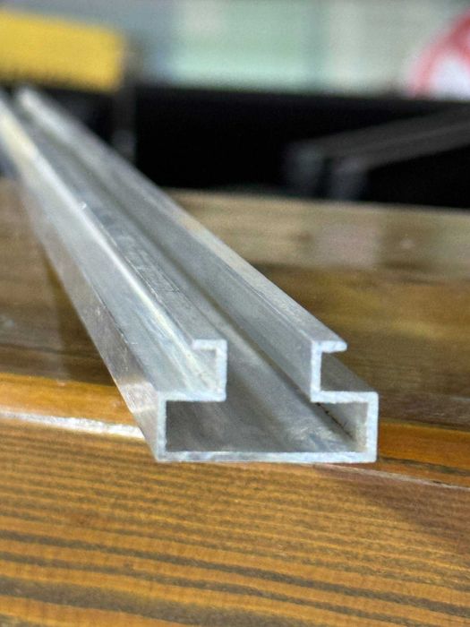 алюминиевый профиль для стеллажей